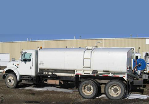 Trucks - Dump - Tractor - Water Rentals